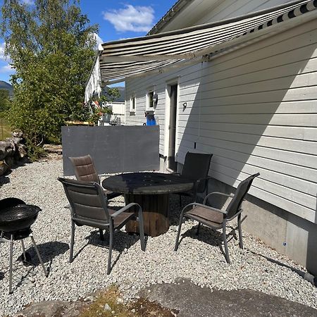 Puntsnes Apartmen Hjelmeland Exterior foto